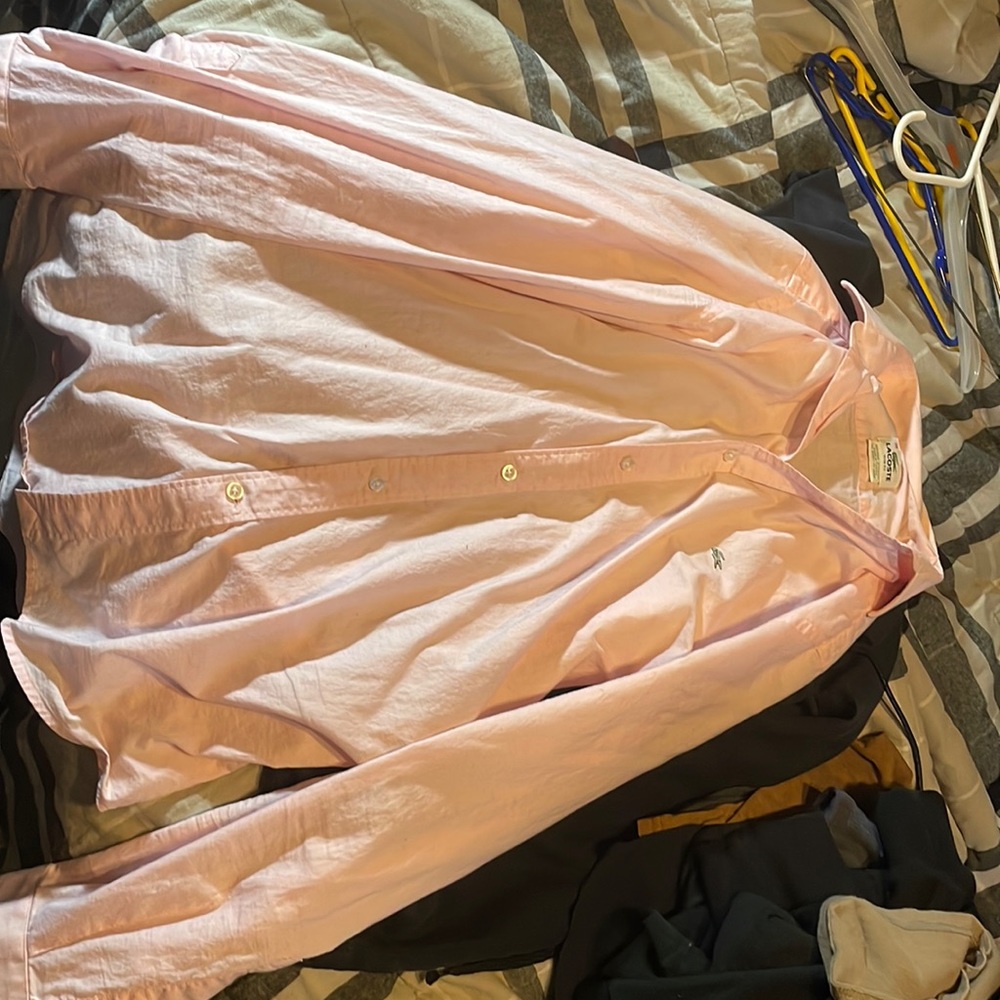 Worn once for school doesn’t fit me anymore.